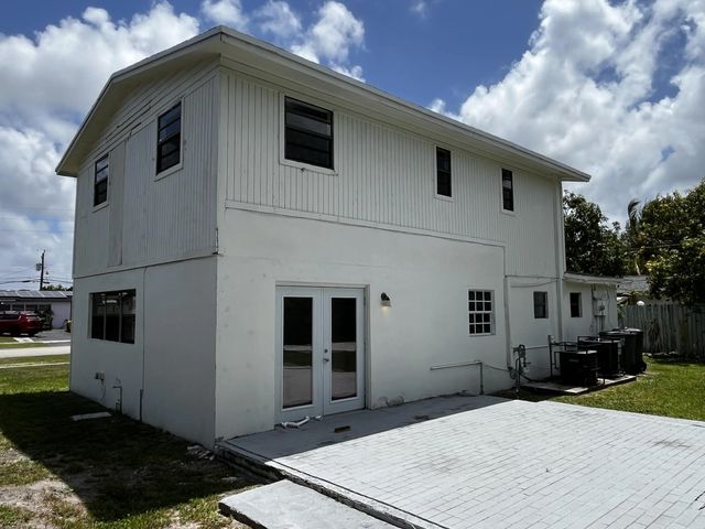 3 of 39 - 5163 Marion Place, West Palm Beach, FL