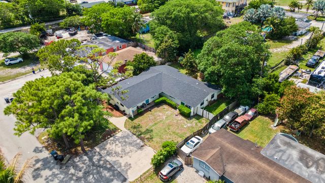 4 of 74 - 4453 Stevens Road, Lake Worth Beach, FL