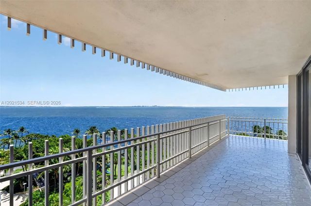 5 of 40 - 2 Grove Isle Drive #b801-802, Miami, FL
