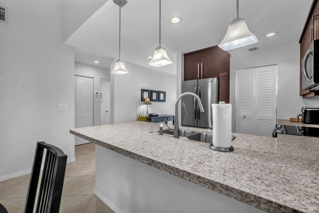 5 of 33 - 2347 N 37th Avenue, Hollywood, FL