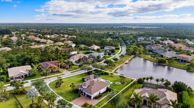 868 Sw Habitat Lane, Palm City