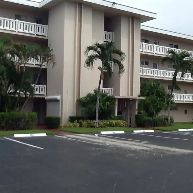 2615 Garden Drive S #101, Lake Worth