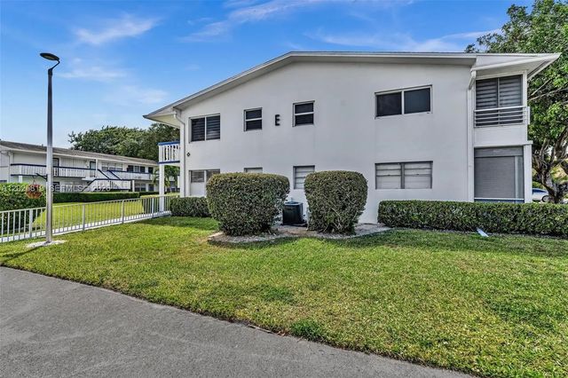 117 Westbury E #117, Deerfield Beach