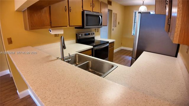4 of 29 - 9577 W Mcnab Road #110, Tamarac, FL