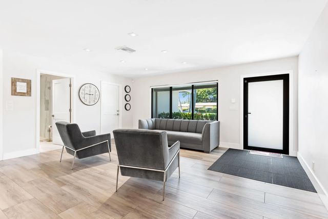 3 of 44 - 1100 Se 5th Court, Deerfield Beach, FL