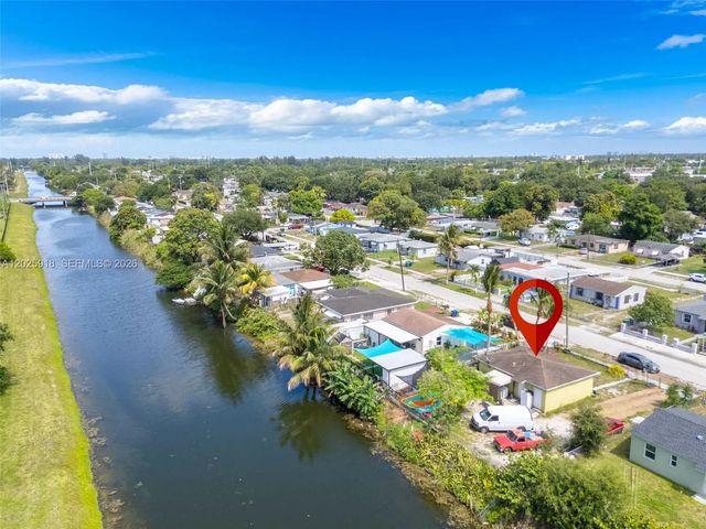 4 of 31 - 2365 Nw 155th Street, Miami Gardens, FL