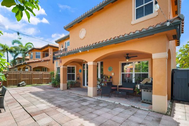 4 of 42 - 3144 Sw 154th Place, Miami, FL