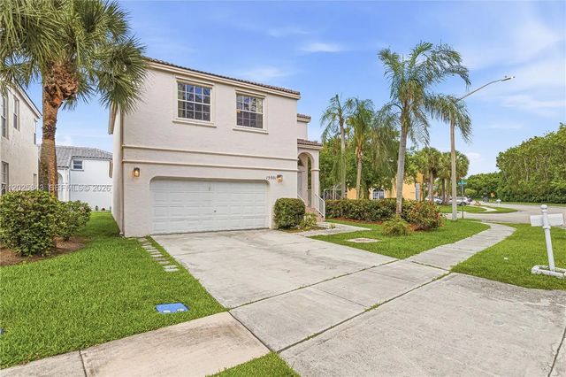 4 of 33 - 15901 Nw 5th Street, Pembroke Pines, FL