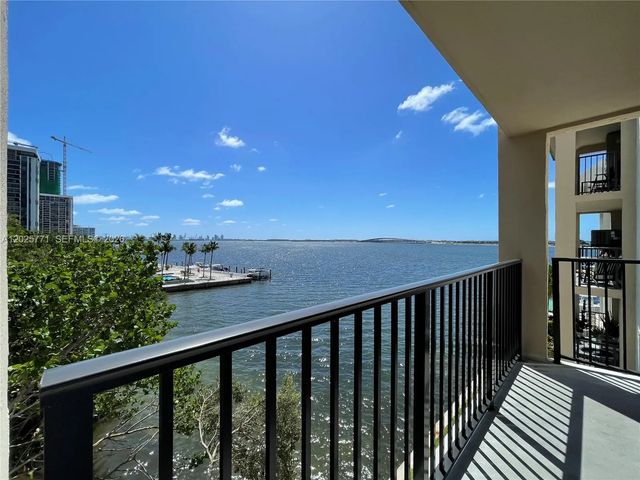 2201 Brickell Avenue #73, Miami