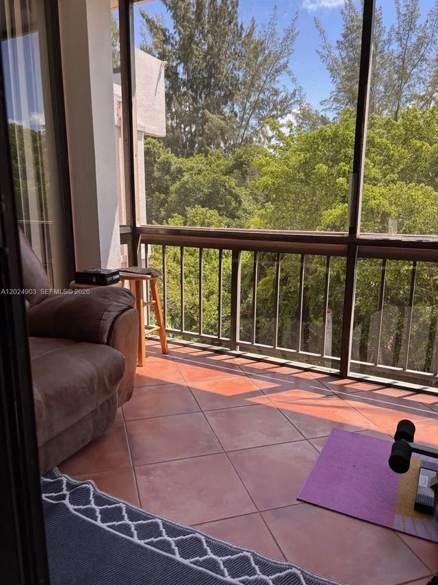 5 of 16 - 8411 Forest Hills Drive #308, Coral Springs, FL