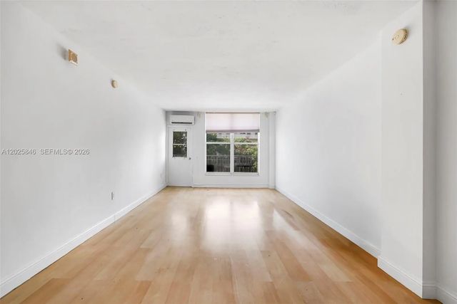 2 of 33 - 1300 Lincoln Road #b402, Miami Beach, FL