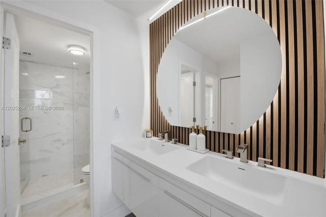 5 of 15 - 5 Island Avenue #2f, Miami Beach, FL