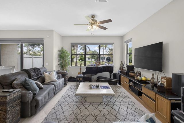 4 of 33 - 8347 Cadre Noir Road, Lake Worth, FL