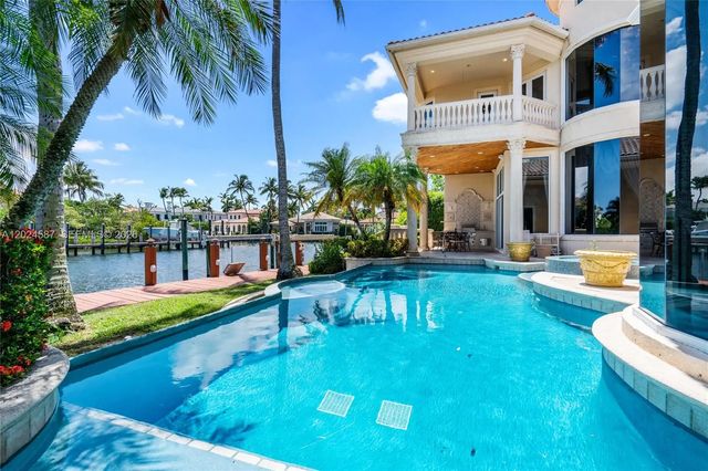 4 of 105 - 832 Harbour Isle Place, North Palm Beach, FL