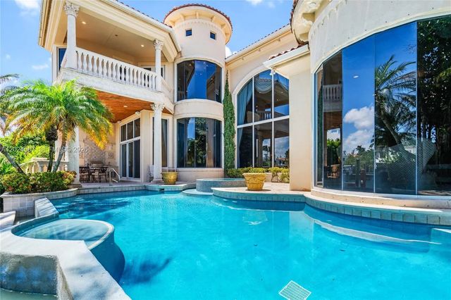 5 of 105 - 832 Harbour Isle Place, North Palm Beach, FL