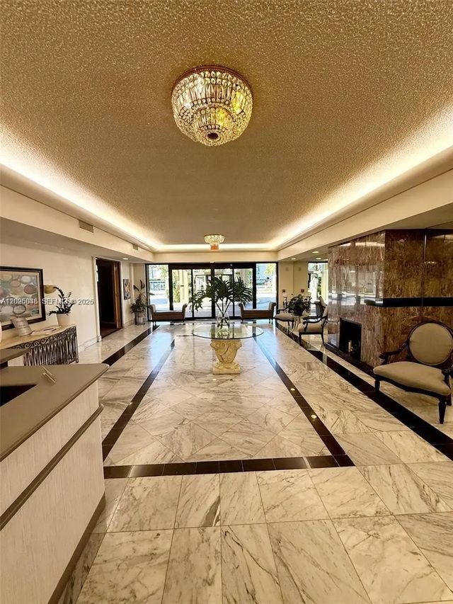 3 of 35 - 800 Ne 195th Street #720, Miami, FL