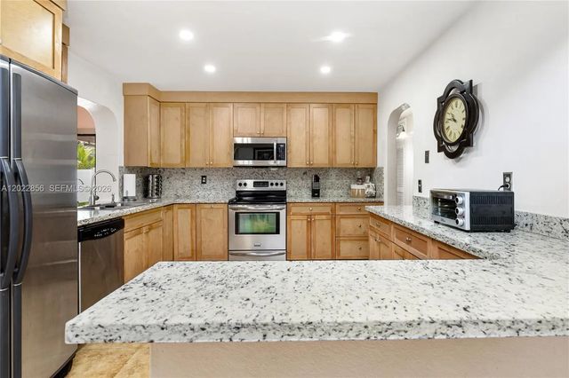 4 of 59 - 321 Nw 96th Avenue, Pembroke Pines, FL