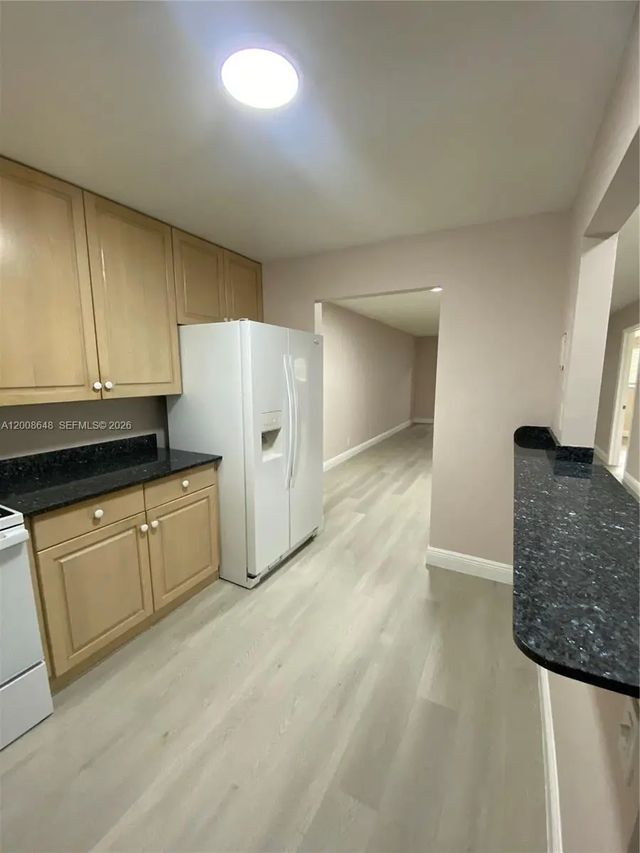 3 of 24 - 605 S State Road 7 #3f, Margate, FL