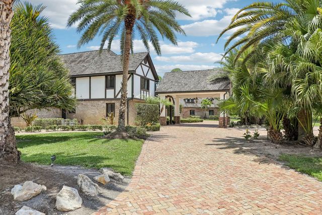 3 of 100 - 14900 Stirrup Lane, Wellington, FL