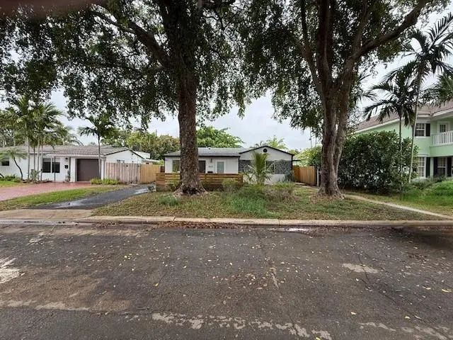 2 of 46 - 1621-1623 Ne 16th Terrace Ne, Fort Lauderdale, FL