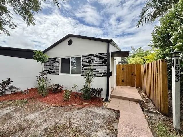 4 of 46 - 1621-1623 Ne 16th Terrace Ne, Fort Lauderdale, FL