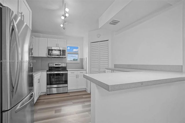 3 of 14 - 9273 Collins Avenue #309, Surfside, FL