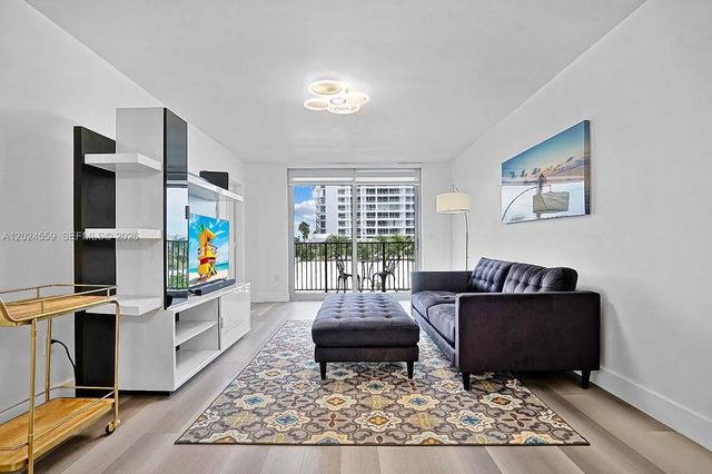4 of 14 - 9273 Collins Avenue #309, Surfside, FL