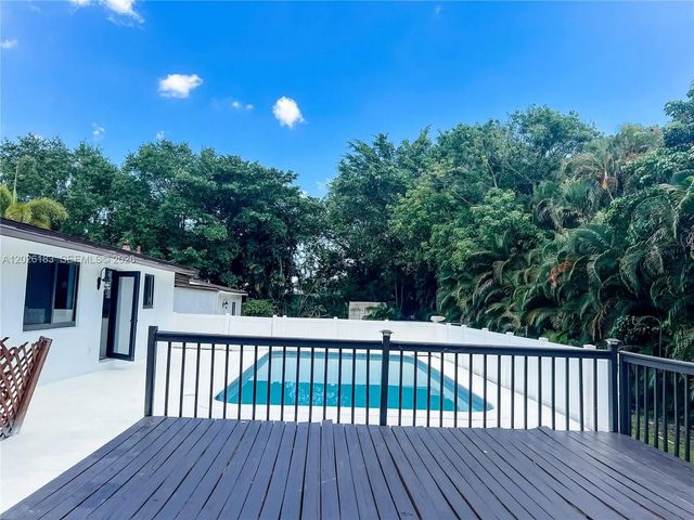 2 of 56 - 12200 Nw 20th Court, Plantation, FL