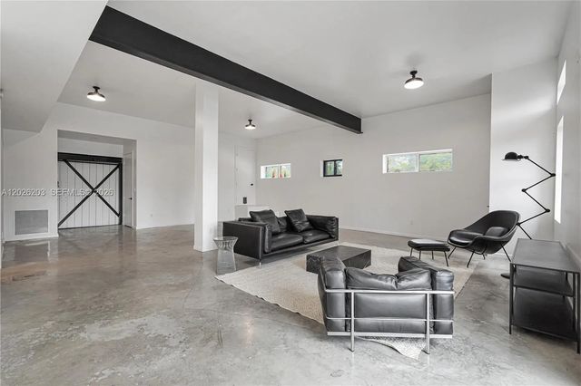 5 of 8 - 1800 N Miami Avenue, Miami, FL