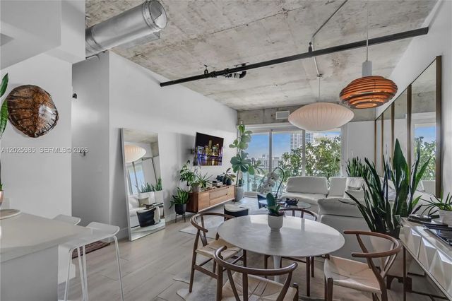 4 of 27 - 1000 West Avenue #ph23, Miami Beach, FL