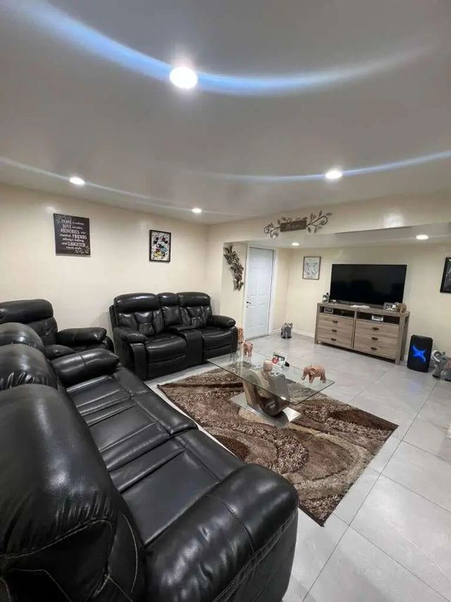 3 of 21 - 1495 Michelle Drive N #41, West Palm Beach, FL