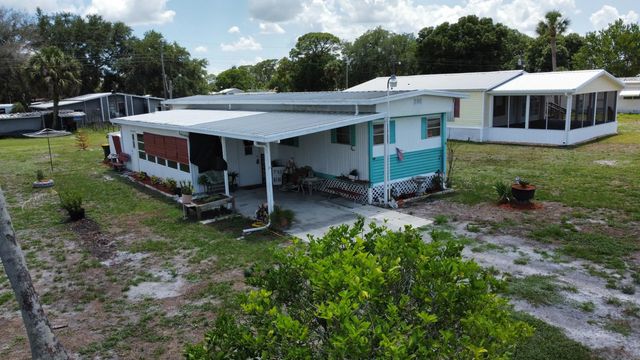 17408 Broadwing Lane, Okeechobee