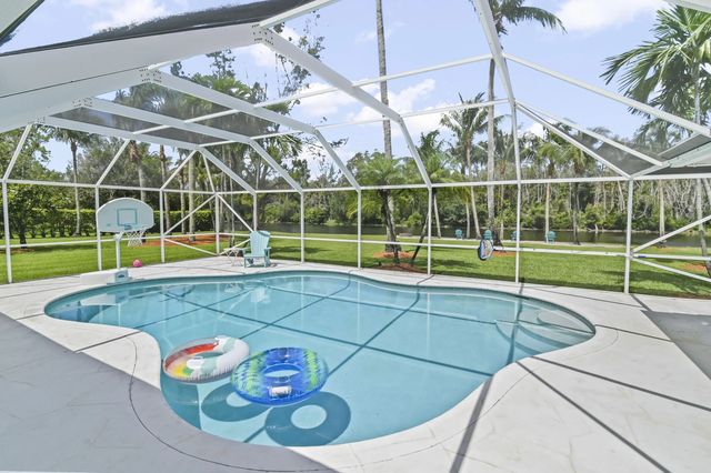 2 of 41 - 5637 Lago Del Sol Drive, Lake Worth, FL