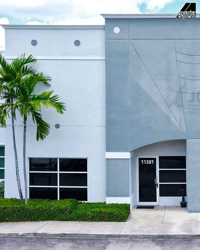 2 of 17 - 11381 Nw 122nd Street #10, Medley, FL