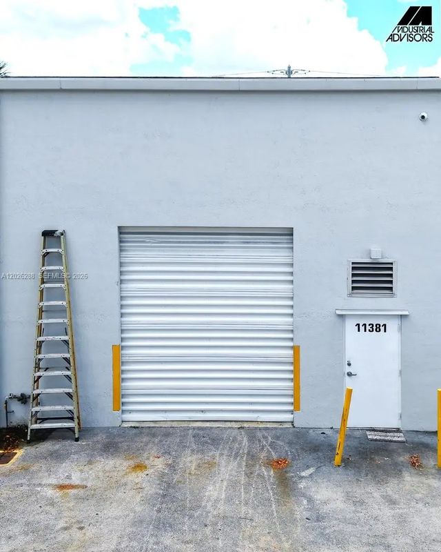 3 of 17 - 11381 Nw 122nd Street #10, Medley, FL