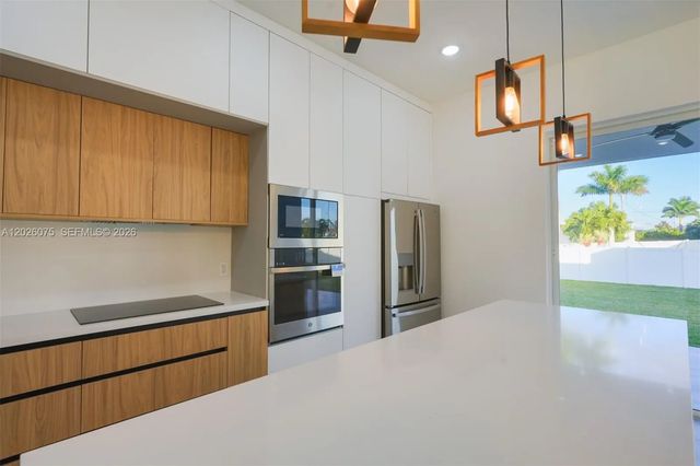 3 of 50 - 5 Sw 26th Place, Cape Coral, FL