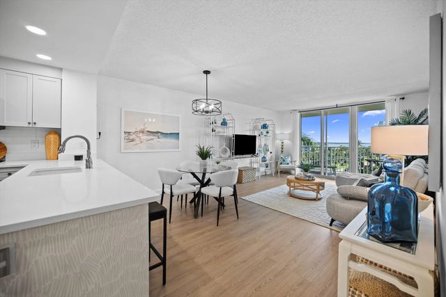 3540 S Ocean Boulevard #612, South Palm Beach