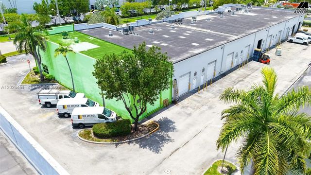 5 of 21 - 11379 Nw 122nd Street #11, Medley, FL