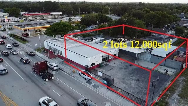 4 of 9 - 10400 Sw 27th Street, Miami, FL
