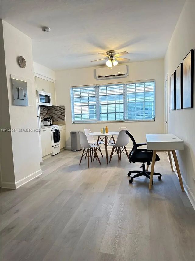 2 of 18 - 836 10th Street #7, Miami Beach, FL