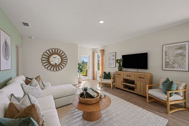 2 of 22 - 9633 Venetian Square, Vero Beach, FL