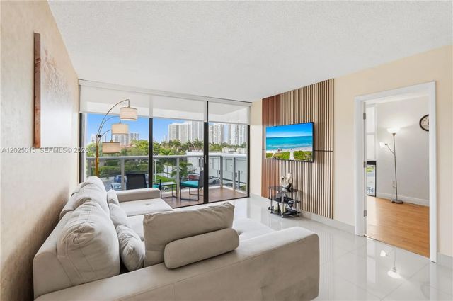 4 of 40 - 3625 N Country Club Drive #402, Aventura, FL