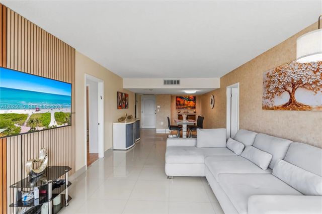 5 of 40 - 3625 N Country Club Drive #402, Aventura, FL