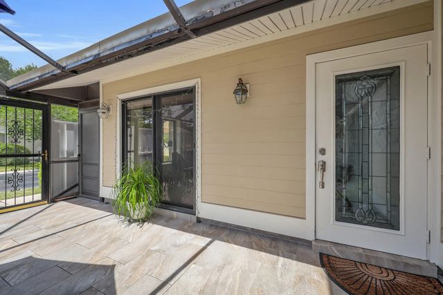 3 of 33 - 802 Summerwinds Lane, Jupiter, FL