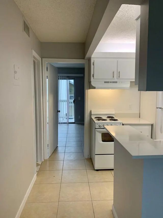 2 of 35 - 1500 N Congress Avenue #a201, West Palm Beach, FL