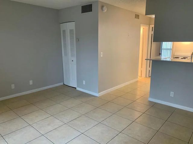 5 of 35 - 1500 N Congress Avenue #a201, West Palm Beach, FL
