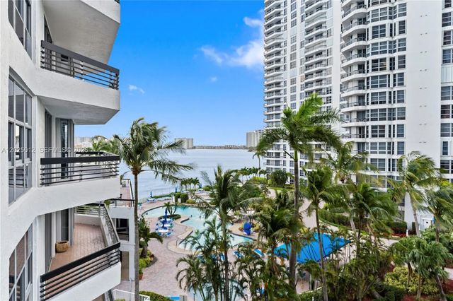 19195 Ne 36th Court #502, Aventura