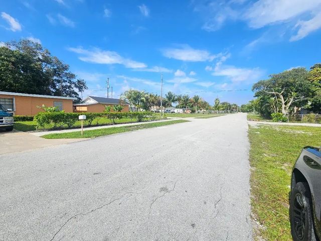 5 of 6 - 800 Nw 1st Street, Delray Beach, FL