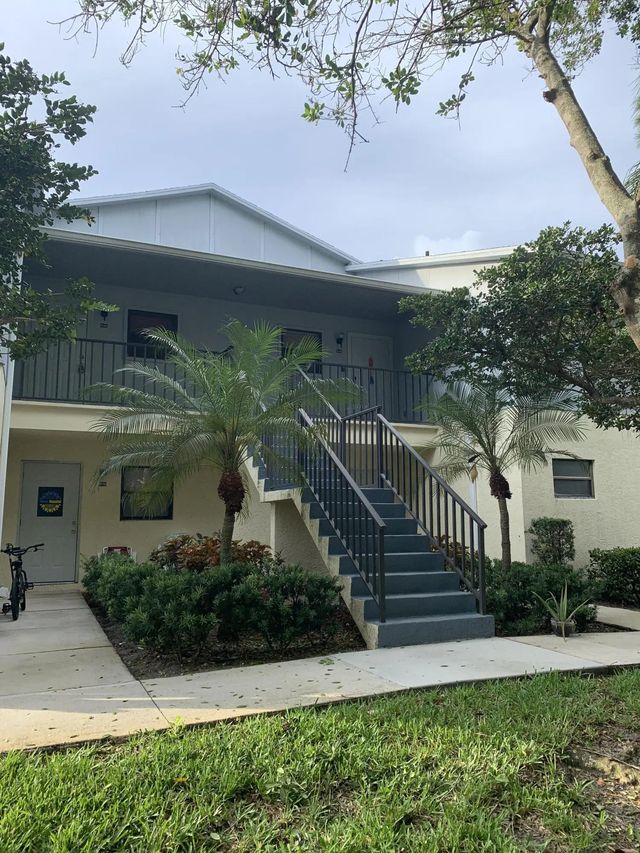 4 of 21 - 6553 Se Federal Highway #203, Stuart, FL
