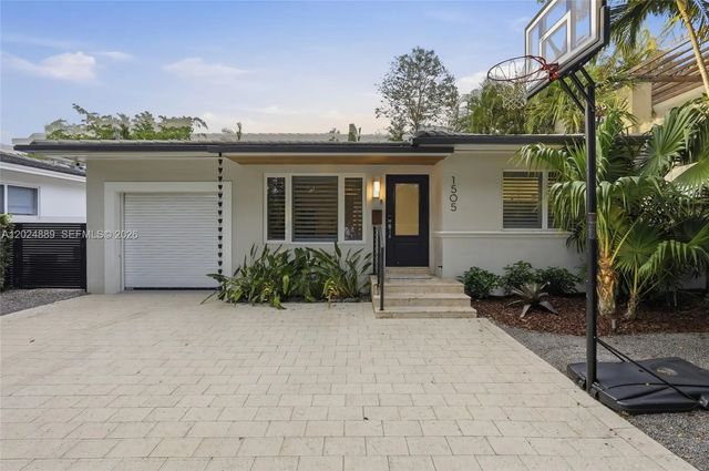 4 of 35 - 1505 Robbia Avenue, Coral Gables, FL